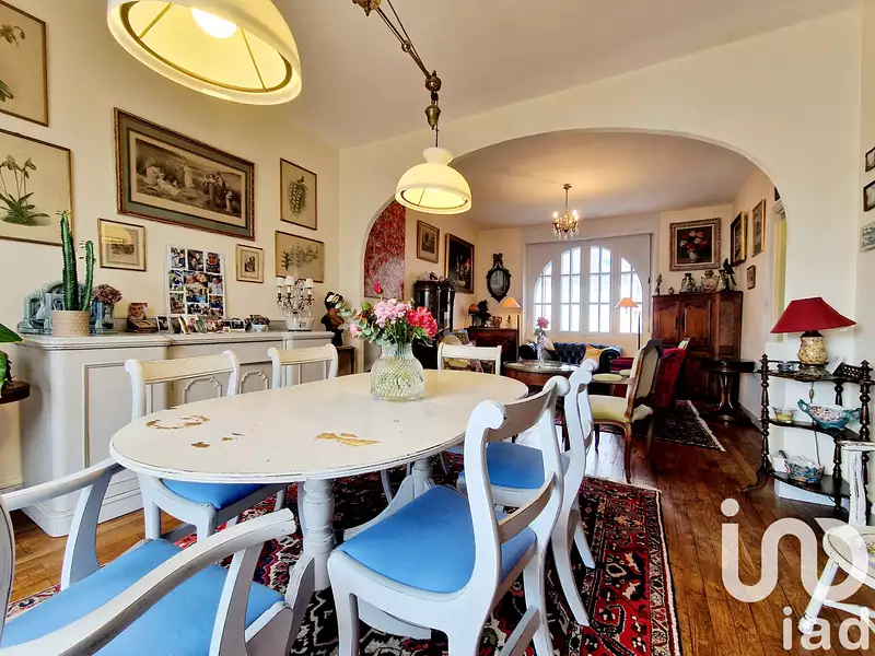 Maison, 180 m²