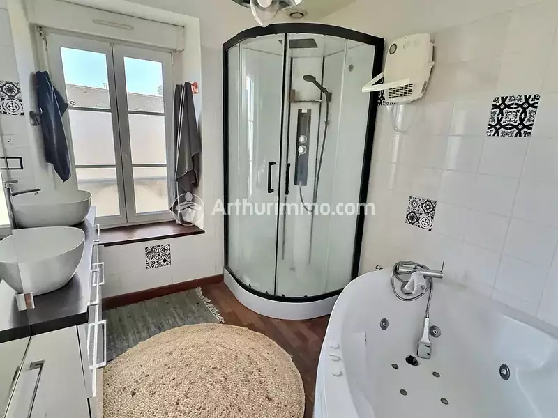 Maison, 168 m²