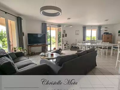 Maison, 134 m²