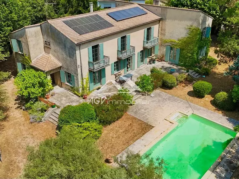 Maison, 343,44 m²
