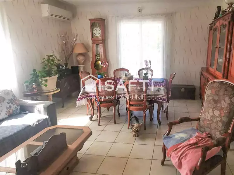 Maison, 111 m²