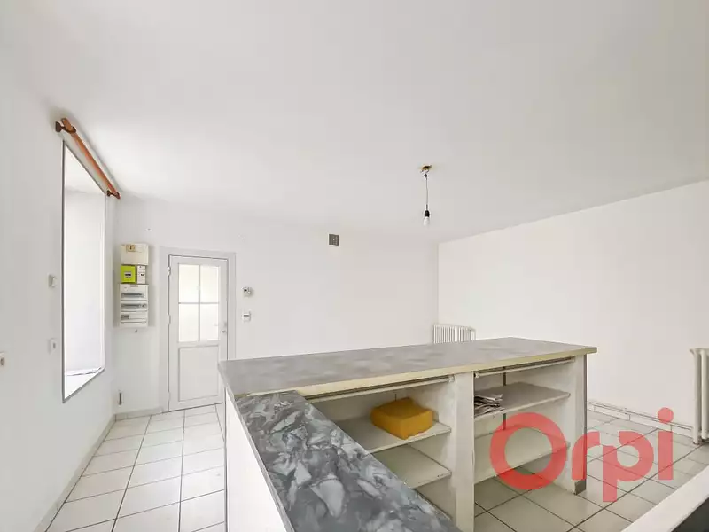 Immeuble, 99 m²