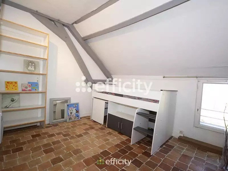 Maison, 176 m²