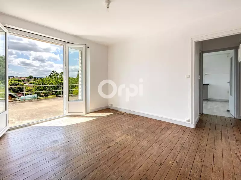 Maison, 180 m²