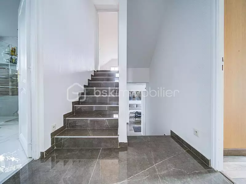 Maison, 161 m²
