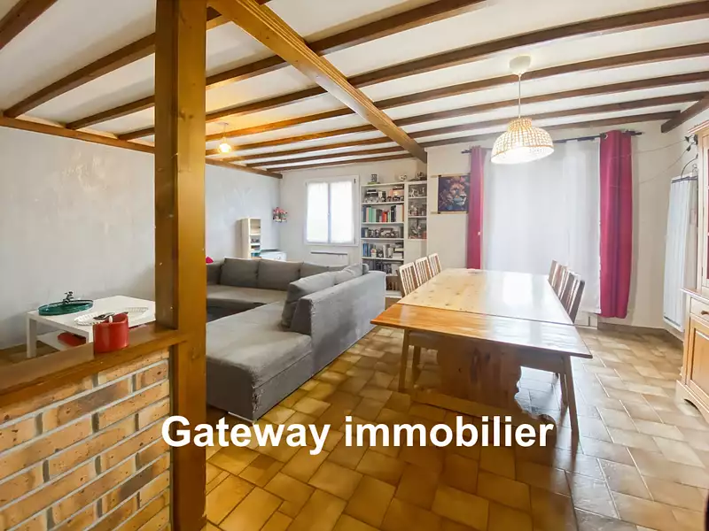 Maison, 102 m²
