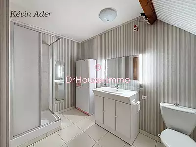 Maison, 245 m²