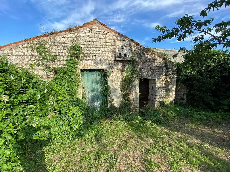 Terrain, 640 m²