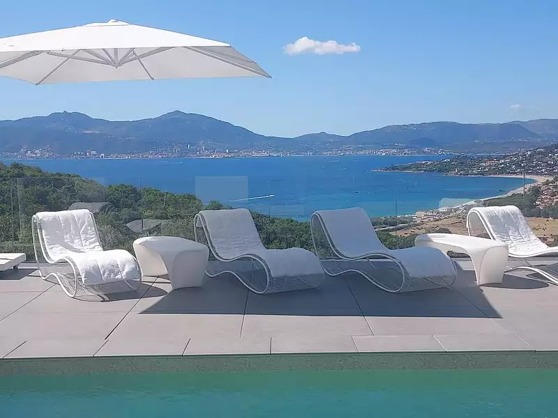 Maison, 211 m²