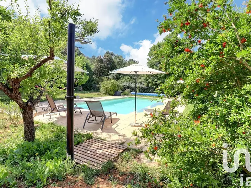 Maison, 168 m²