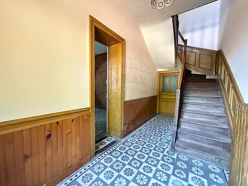 Maison, 560 m²