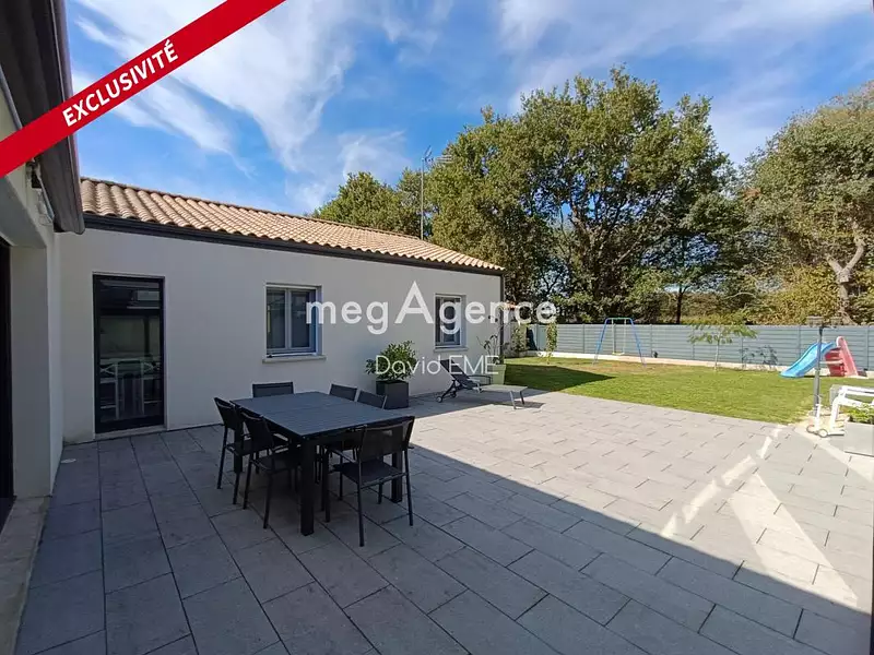 Maison, 145 m²