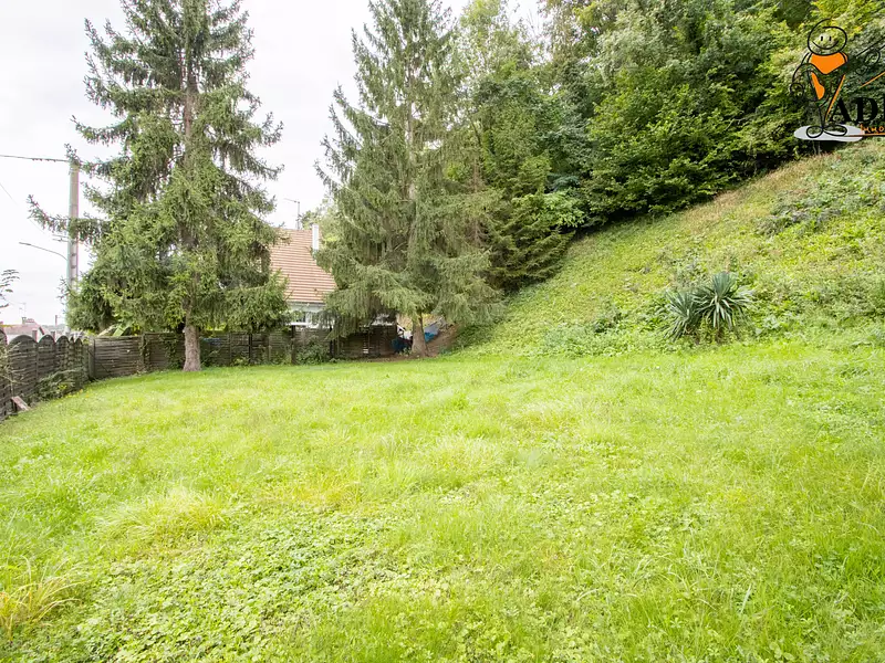 Terrain, 1 298 m²