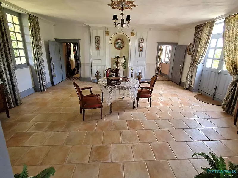 Maison, 300 m²