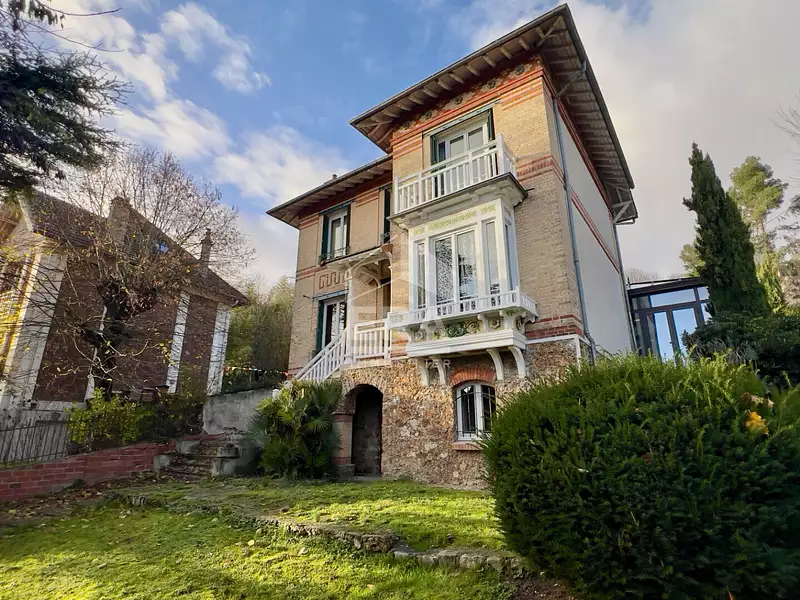 Maison, 167 m²