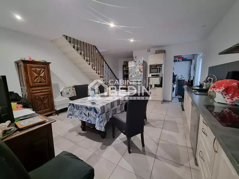 Maison, 250 m²