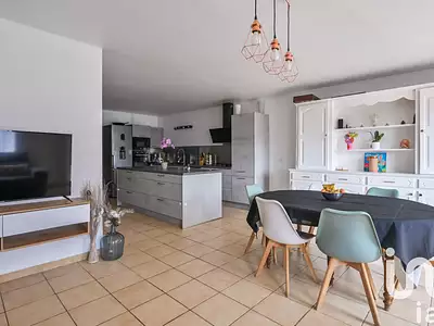Maison, 105 m²