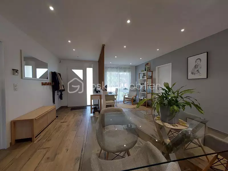 Maison, 116 m²