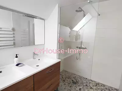 Maison, 241 m²