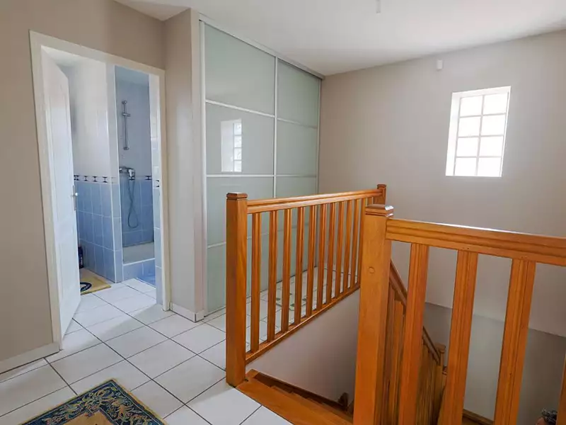 Maison, 182 m²