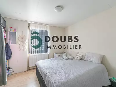 Immeuble, 300 m²