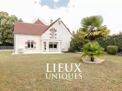 Maison, 240 m²