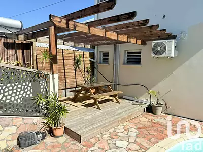 Maison, 220 m²