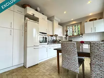 Maison, 184 m²