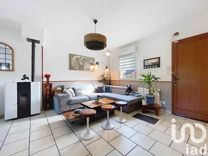 Maison, 211 m²
