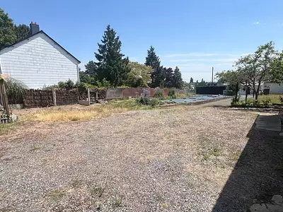 Terrain, 822 m²