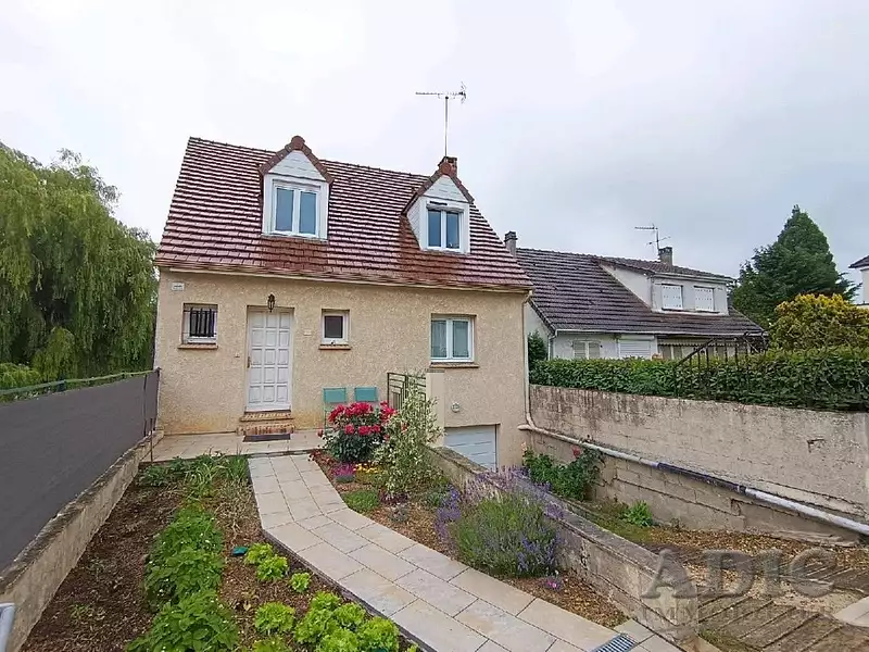 Maison, 104 m²