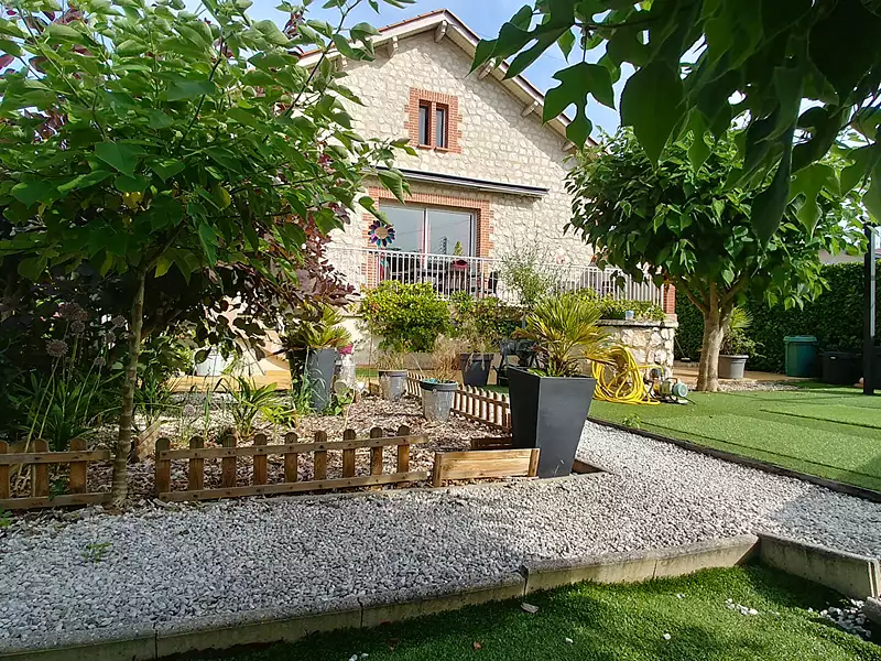 Maison, 199 m²