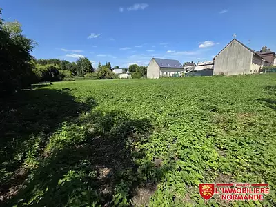 Terrain, 1 561 m²