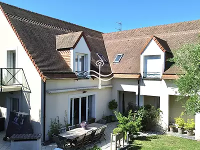 Maison, 215 m²