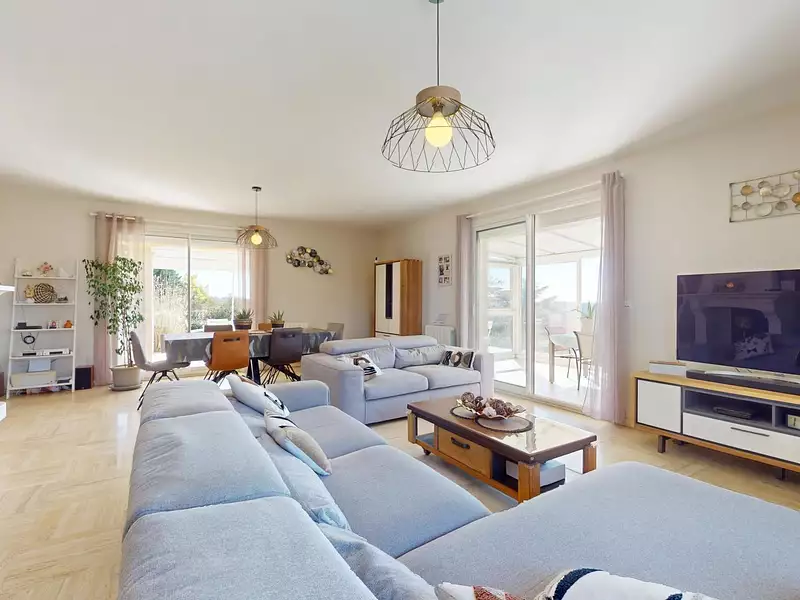 Maison, 151 m²