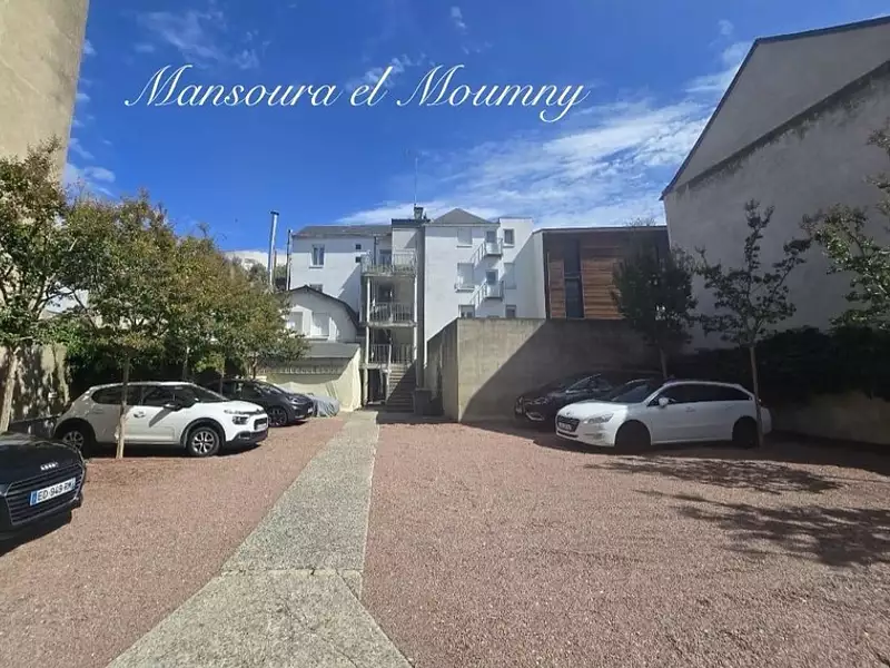 Maison, 600 m²