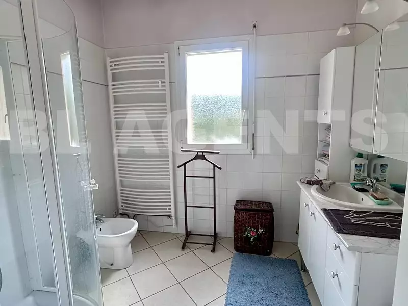 Maison, 165 m²