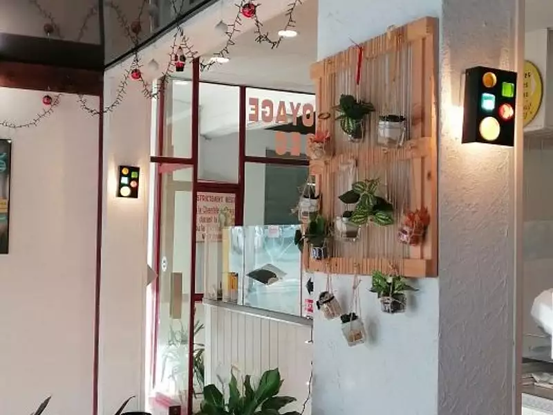 Divers, 220 m²