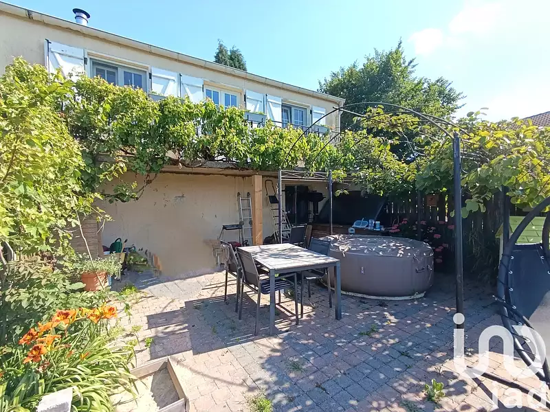 Maison, 94 m²