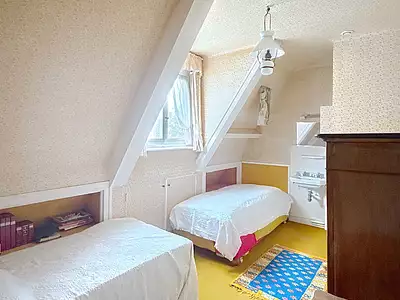 Maison, 240 m²