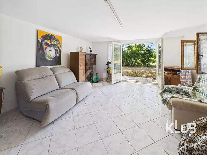 Maison, 180 m²