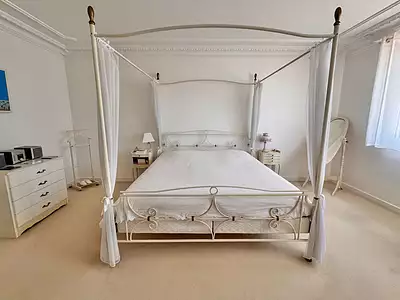 Maison, 281 m²