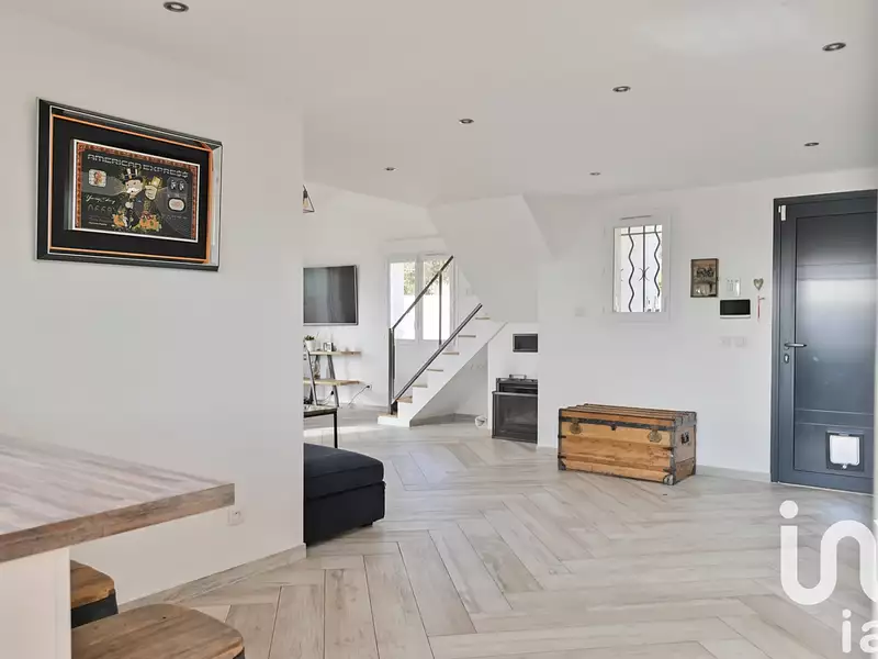 Maison, 113 m²