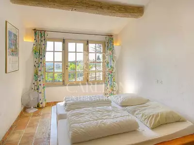 Maison, 250 m²