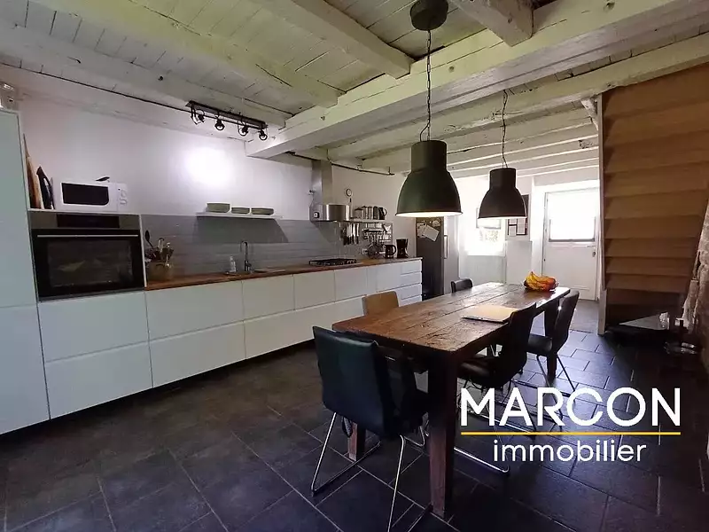Maison, 179 m²