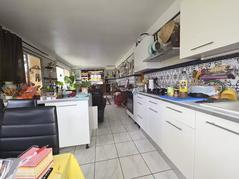 Maison, 320 m²