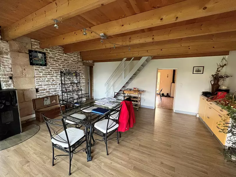Maison, 168 m²