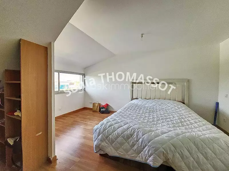 Maison, 220 m²