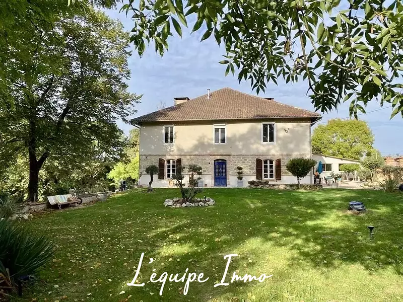 Maison, 298 m²