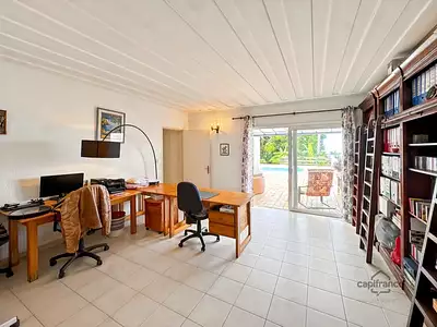 Maison, 220 m²